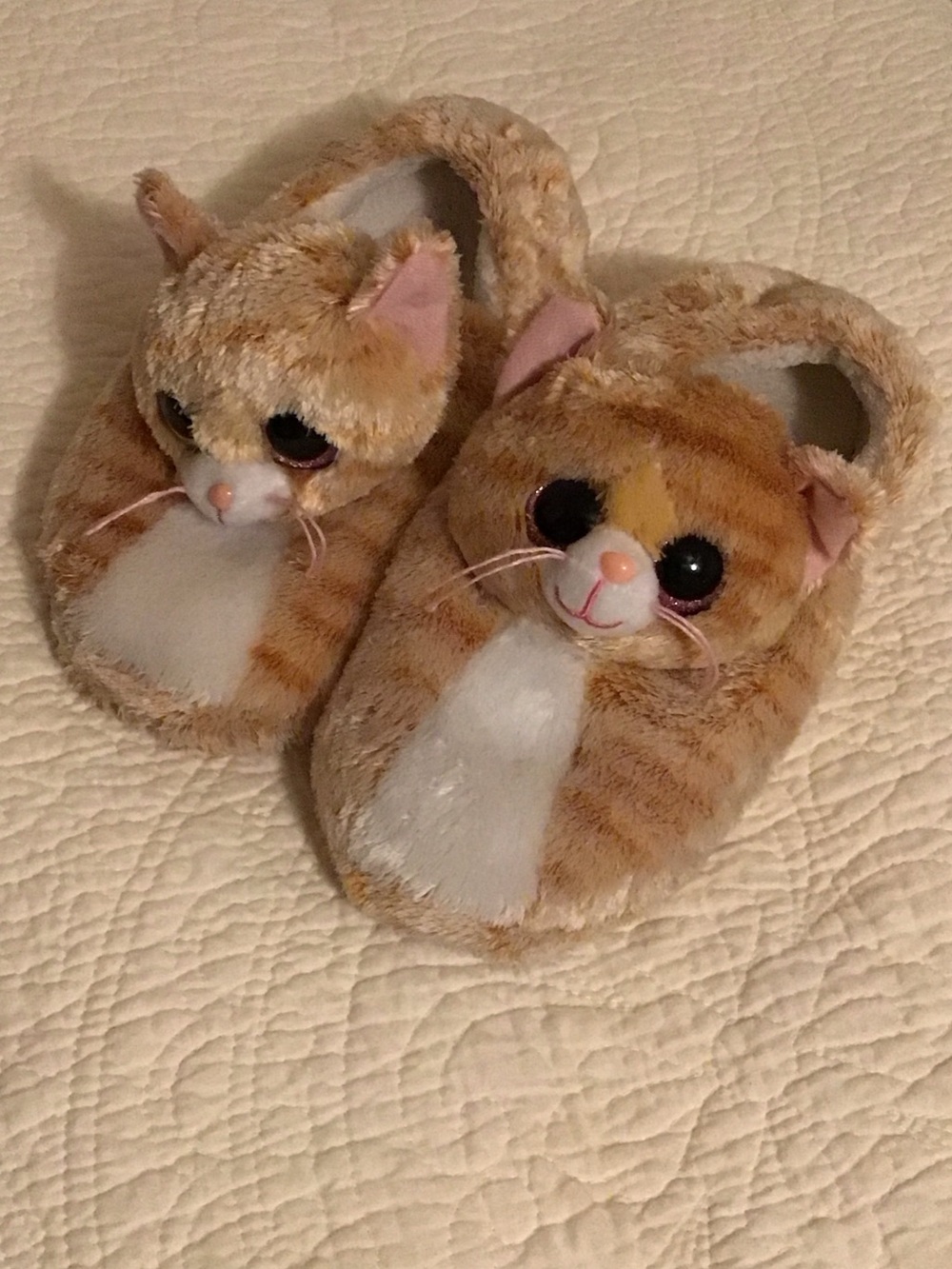 Ty Plush Ginger Tabby Cat Slippers in White and Pink Accents Size XXL (5-6)